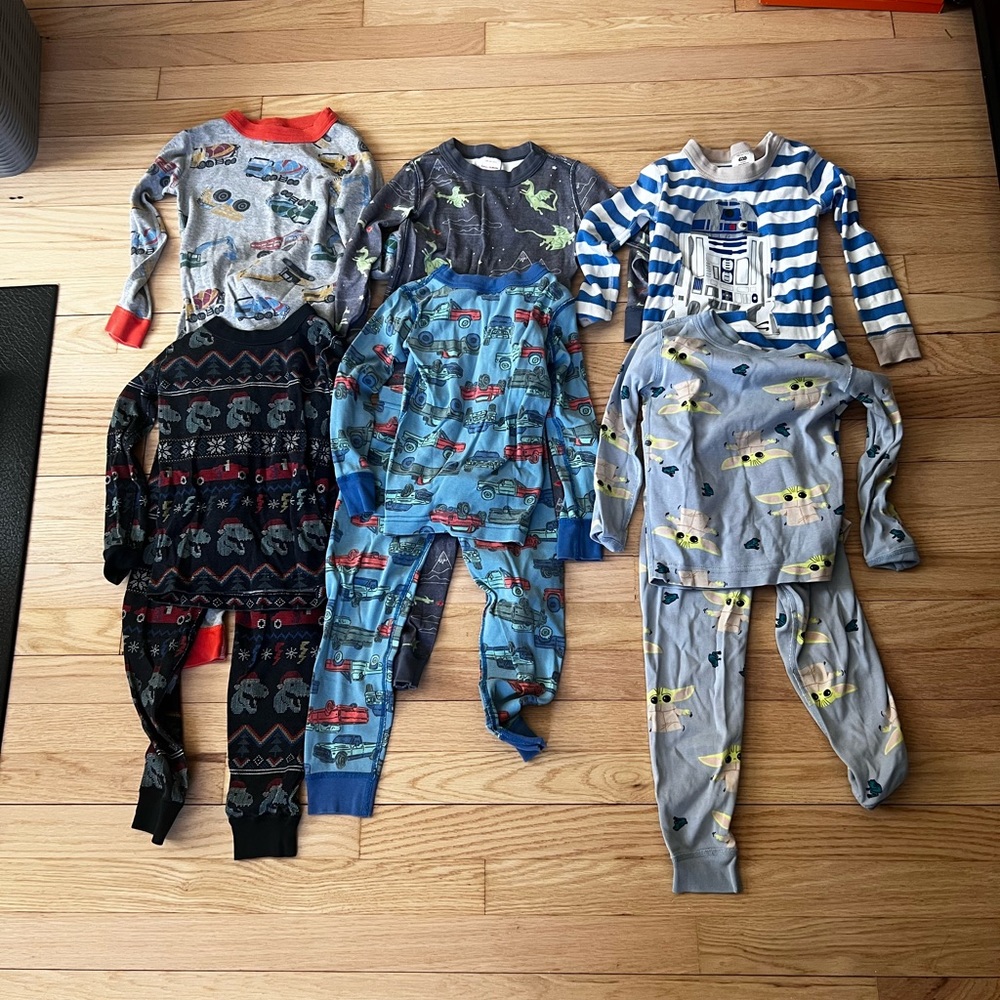 Hanna Andersson pajamas size 4 - 6 pairs!